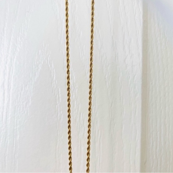 Brand New Tory Burch Gold Tone Logo Charm Pendant Rope Chain Necklace - Picture 5 of 6